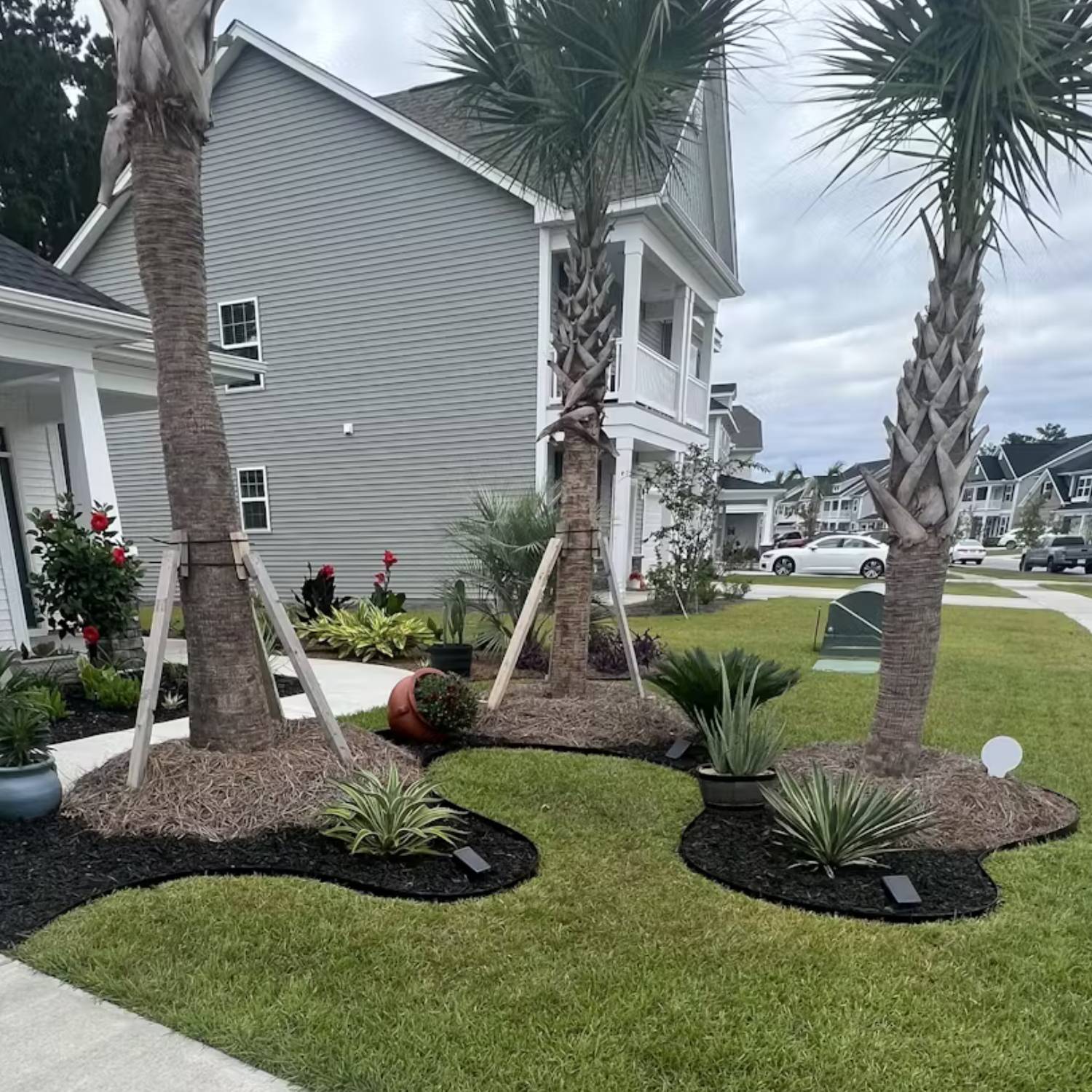 Black steel garden edging