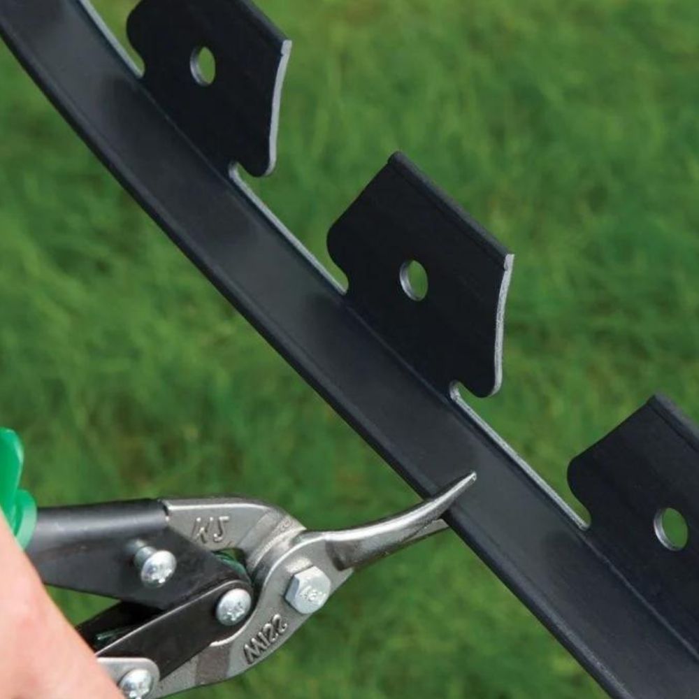 Flexible plastic lawn edging