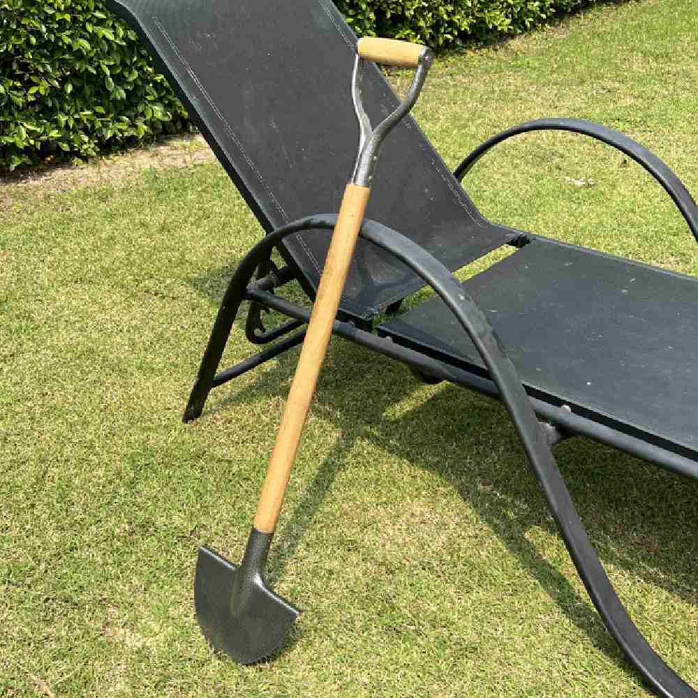Half moon shovel: image 7